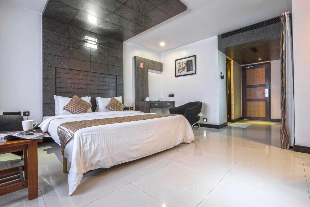 Hotel The Castello Residency Coimbatore Exterior foto